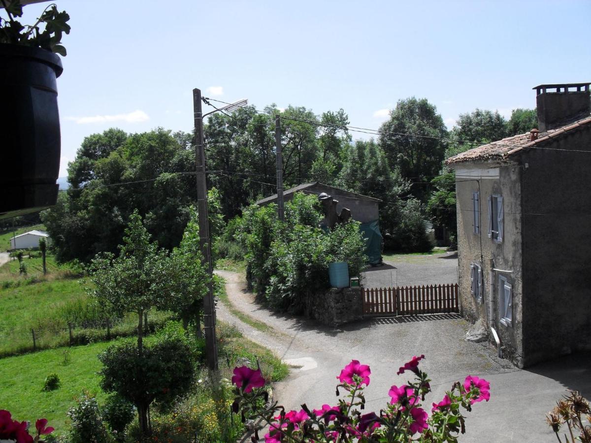 Chambre Familiale A La Ferme Montesquieu-Avantes Exterior foto